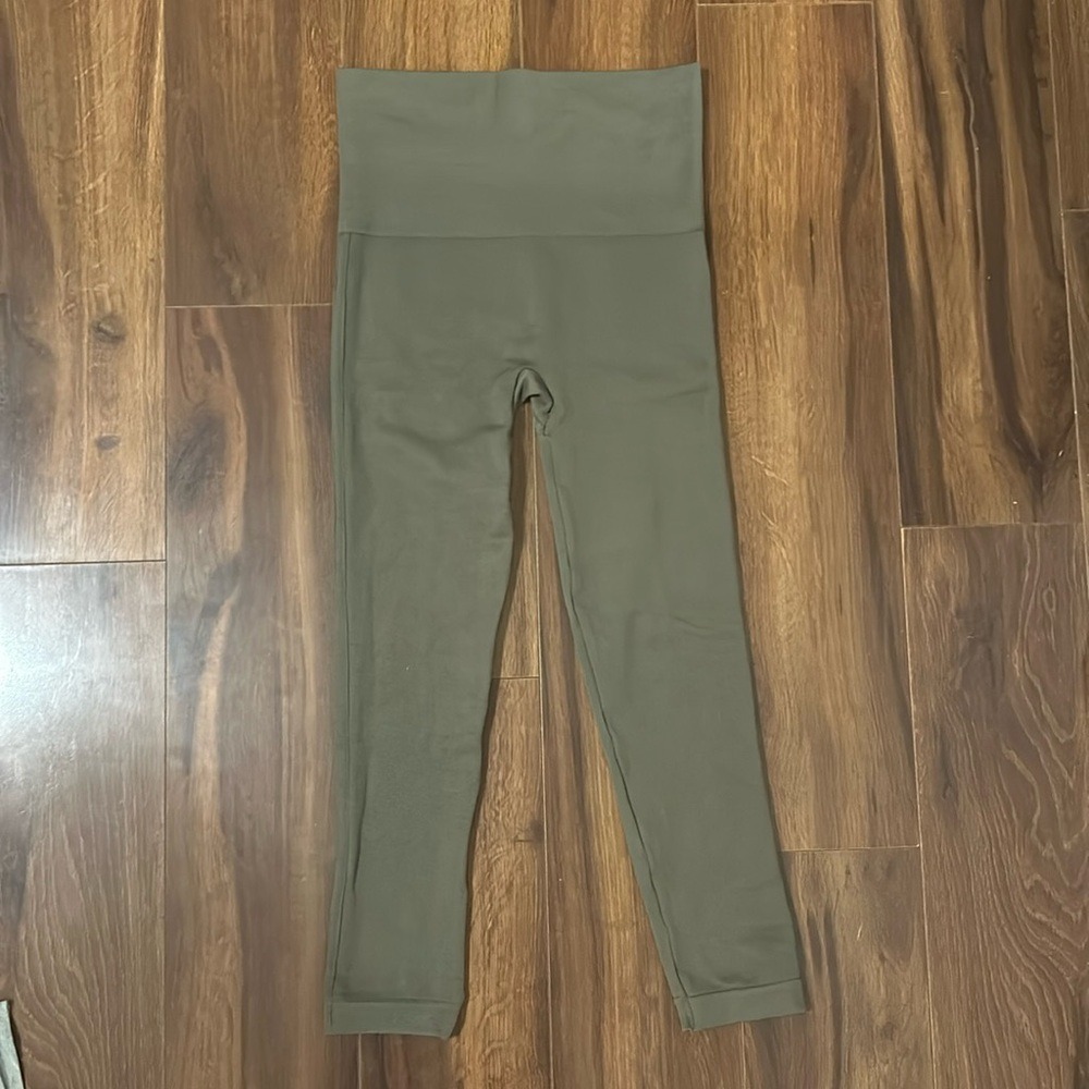 Spanx Women's Seamless Dark‎ Green Leggings Yoga Tights M